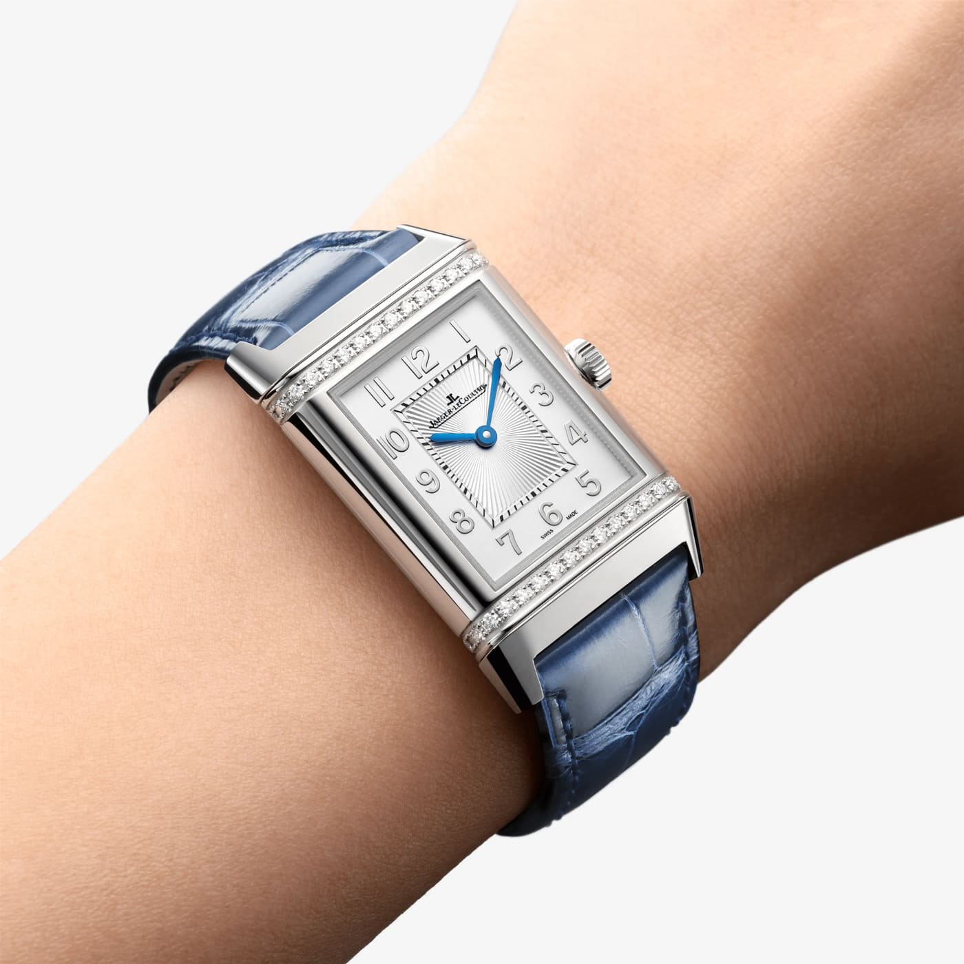 Jaeger-LeCoultre Reverso Classic Duetto Modell 2578480 Lifestyle