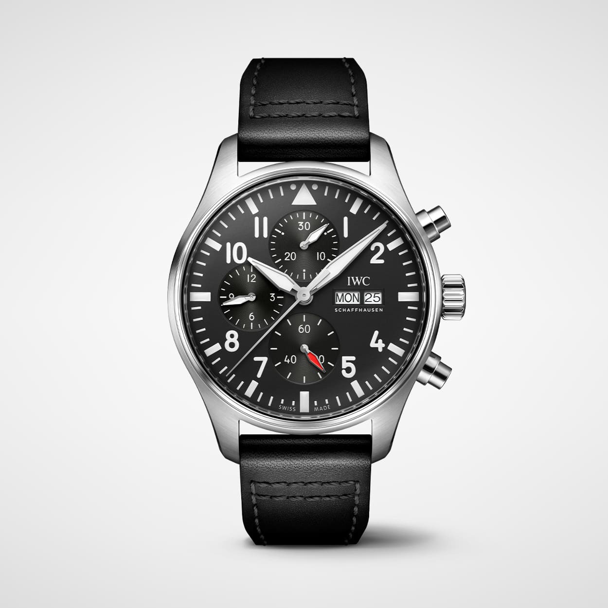 IWC Schaffhausen Pilots Watch Chrono Modell IW378001 in Edelstahl mit schwarzem Zifferblatt und Lederband Ansicht vorne