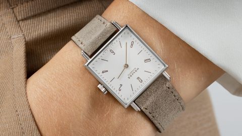 nomos-glashuette-tetra-banner-kat-m